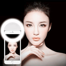 Charger l'image dans la galerie, LAMPE DE POCHE PORTABLE SELFIE LED